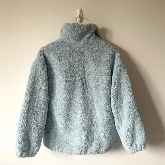 Pull & Bear Soft Teddy Sherpa Zip Up Jacket Sweater NWT Light Blue Size XS - Picture 3 of 5